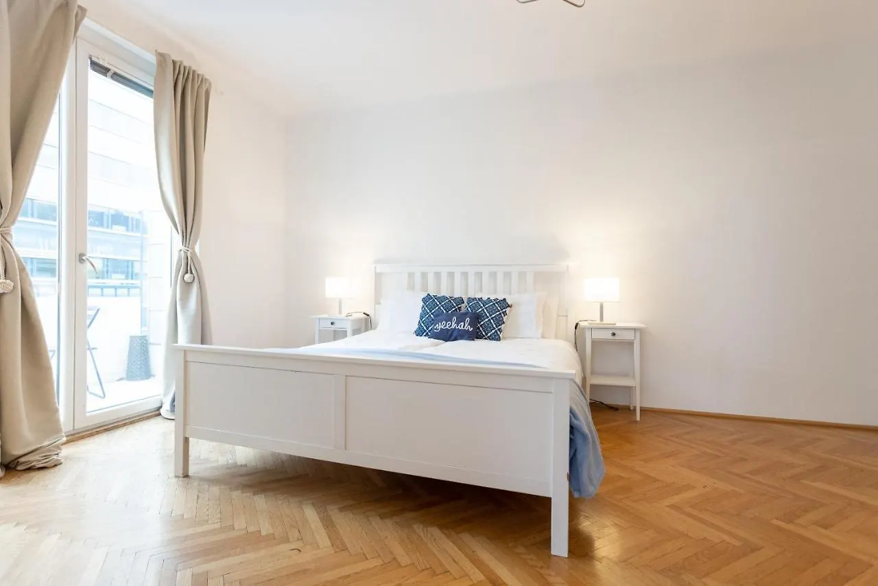 Operastreet City Center Santorin Apartment Vienna